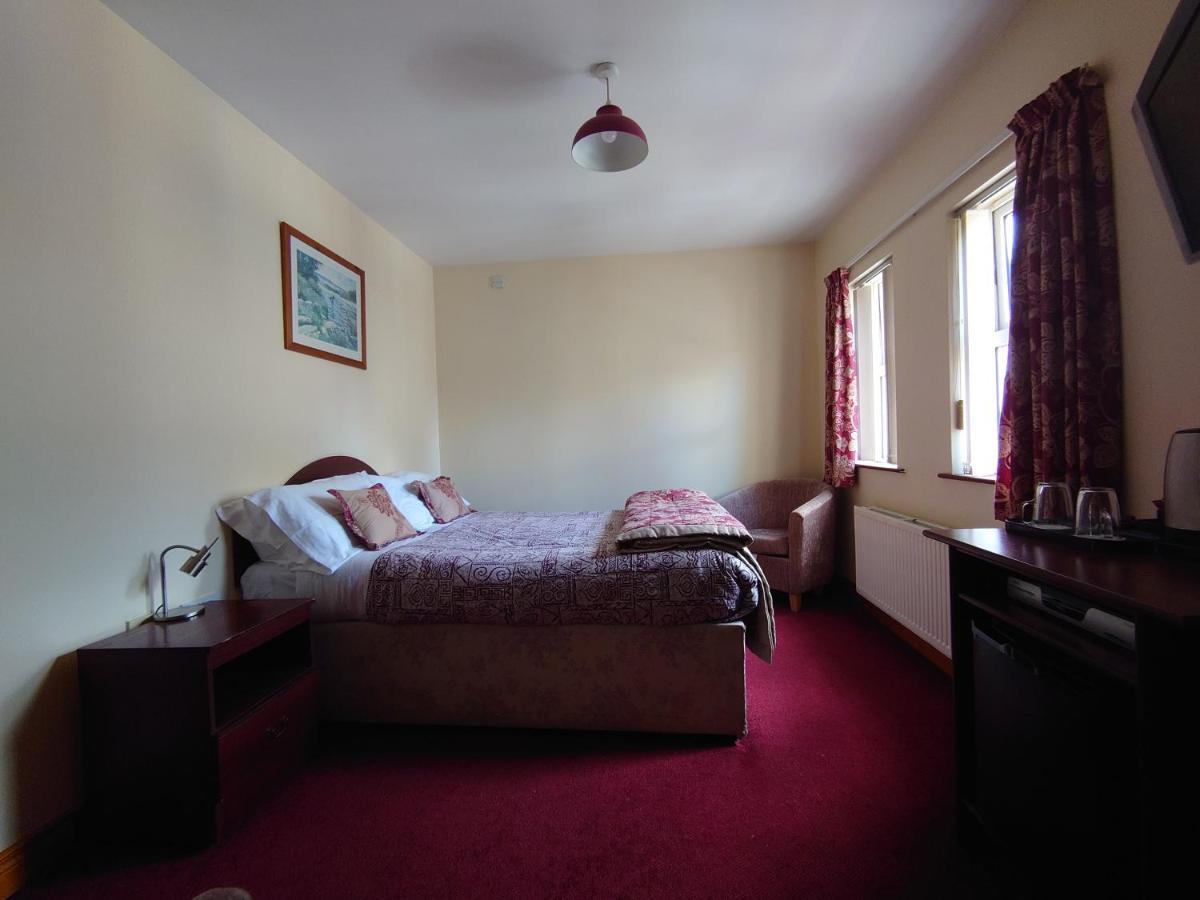 Town Clock Guesthouse ドネゴール エクステリア 写真